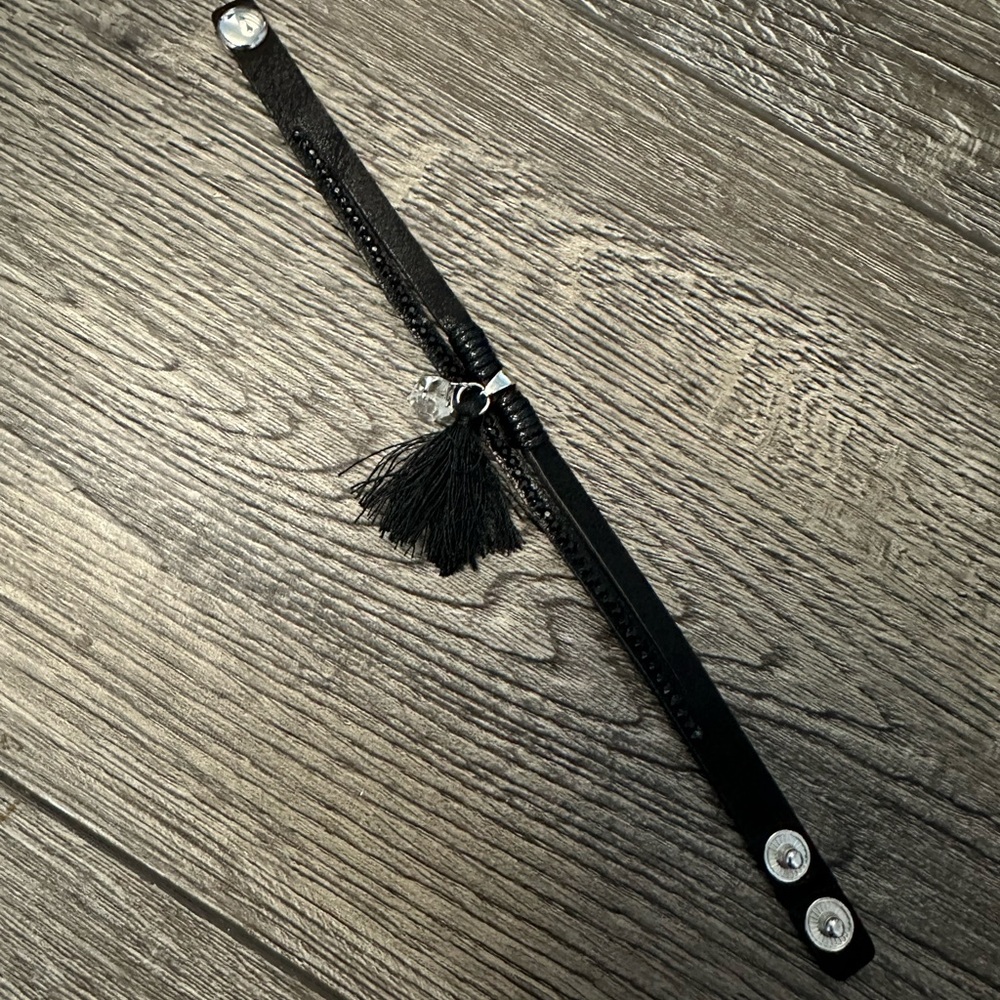 Tassel bracelet with rhinestone  black